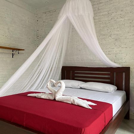 Alen'S Stay&Surf Airsatang Bagian luar foto